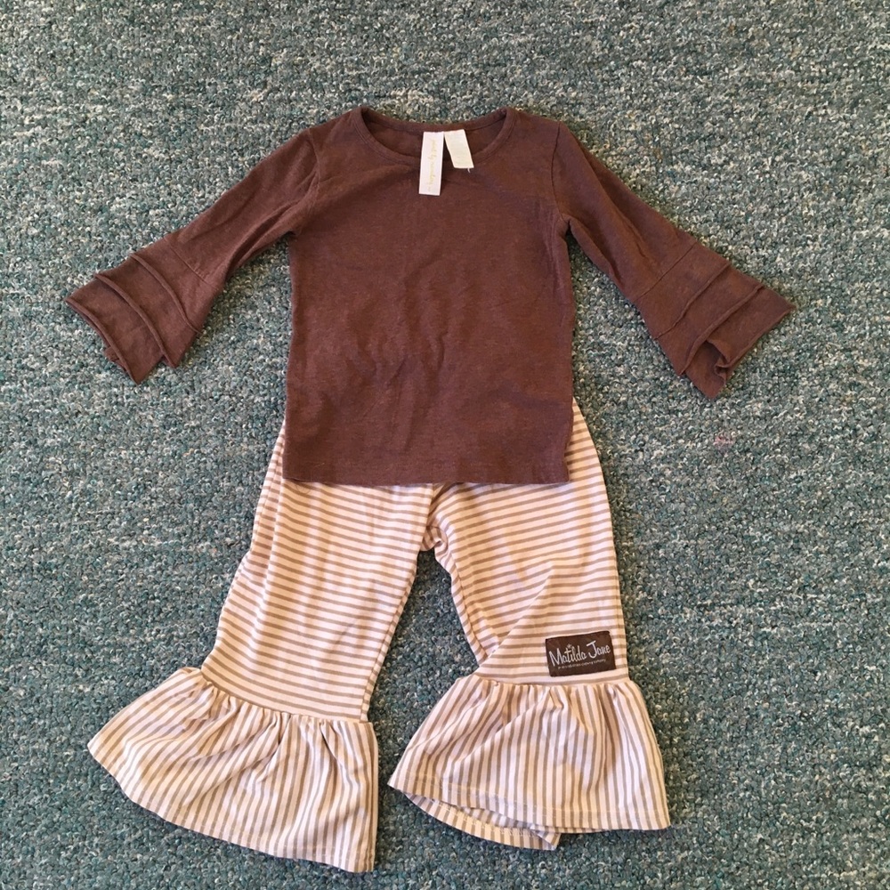 2 pc MJ outfit, good condition